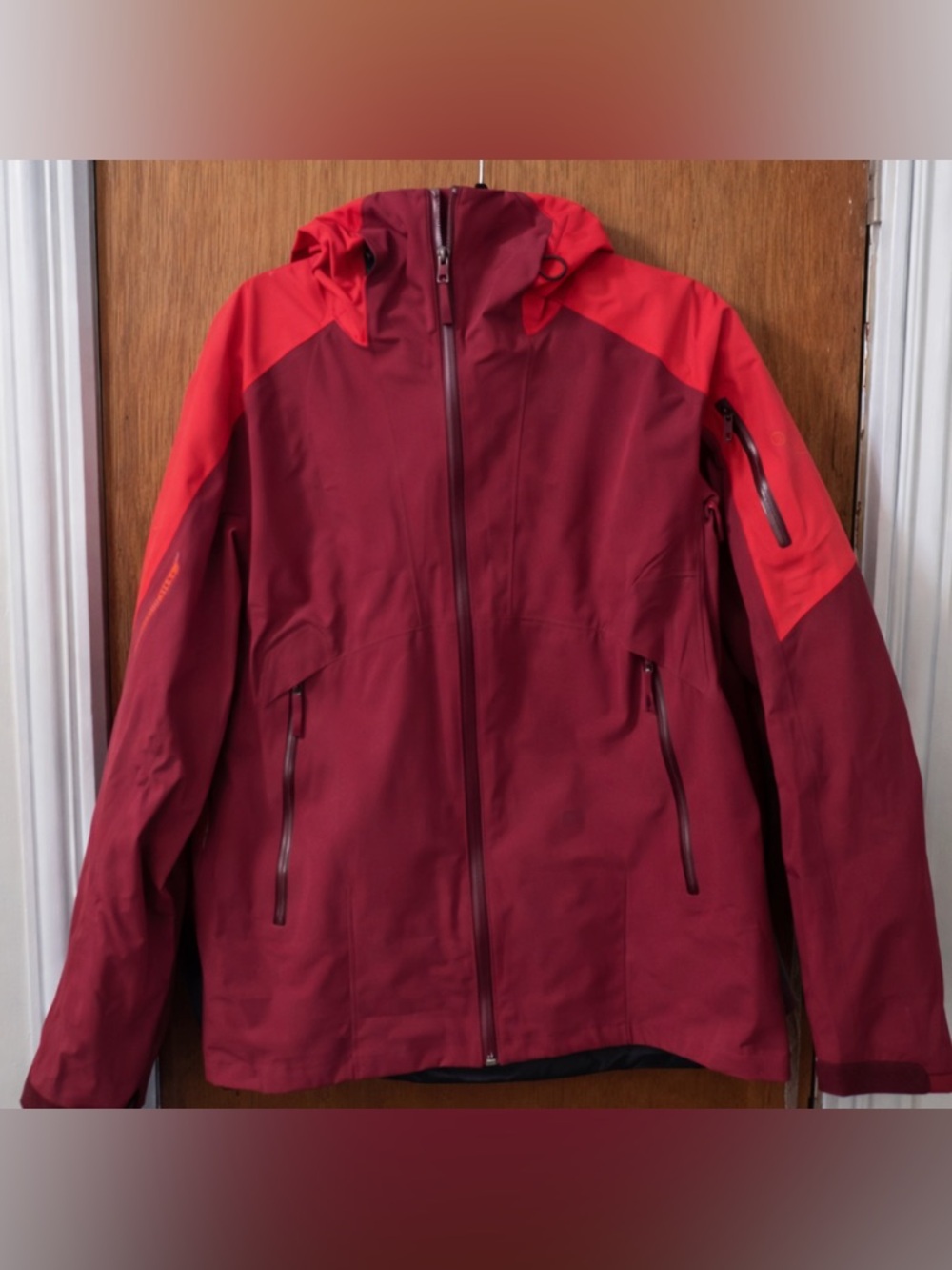 Arc'teryx Sentinel Red Jacket Size Large